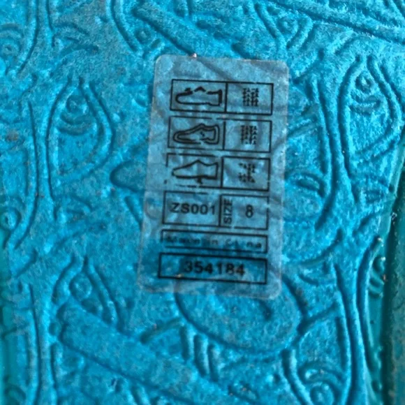 BLOWFISH Malibu Playbuzz Tie Dye Slip-On Sneaker - EUC - Picture 12 of 13